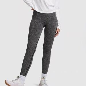 Victoria’s Secret Pink leggings